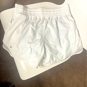 lululemon athletica White Hotty Hot Shorts 4 in inseam